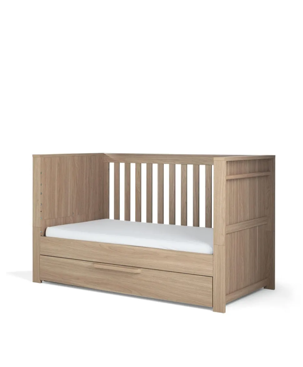Franklin Nursery Bundle with Lua Bedside Crib (6 Piece) – Natural Oak
