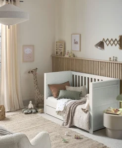 Franklin Nursery Bundle with Lua Bedside Crib (6 Piece) – White Wash