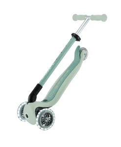 Globber Go Up Active Lights Eco – Pistachio