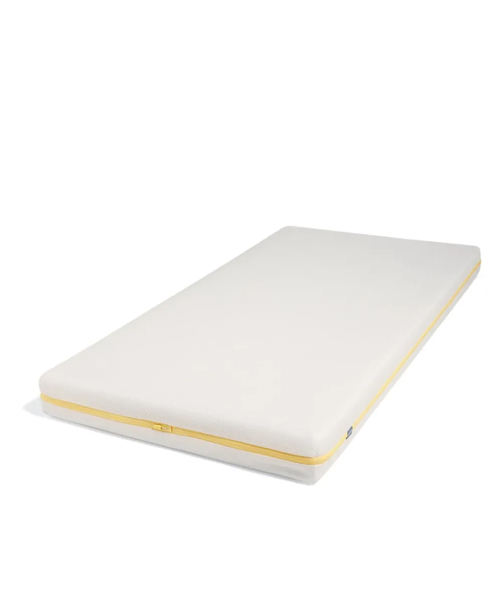 Harwell Cotbed & Essential Airflow Pocket Spring Mattress Bundle - White