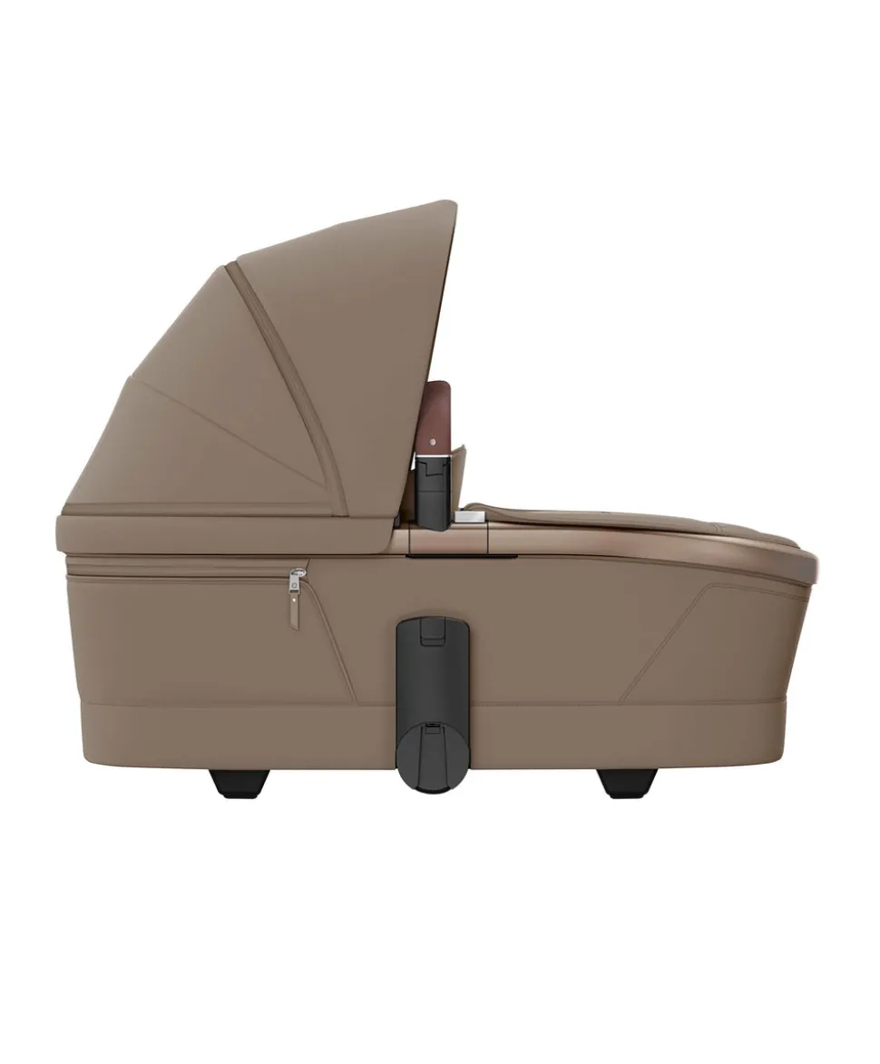 Maxi-Cosi Fame Carrycot - Oak Truffle