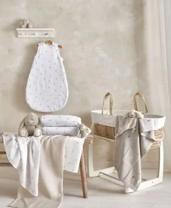 Moses Basket - White Cable Knit