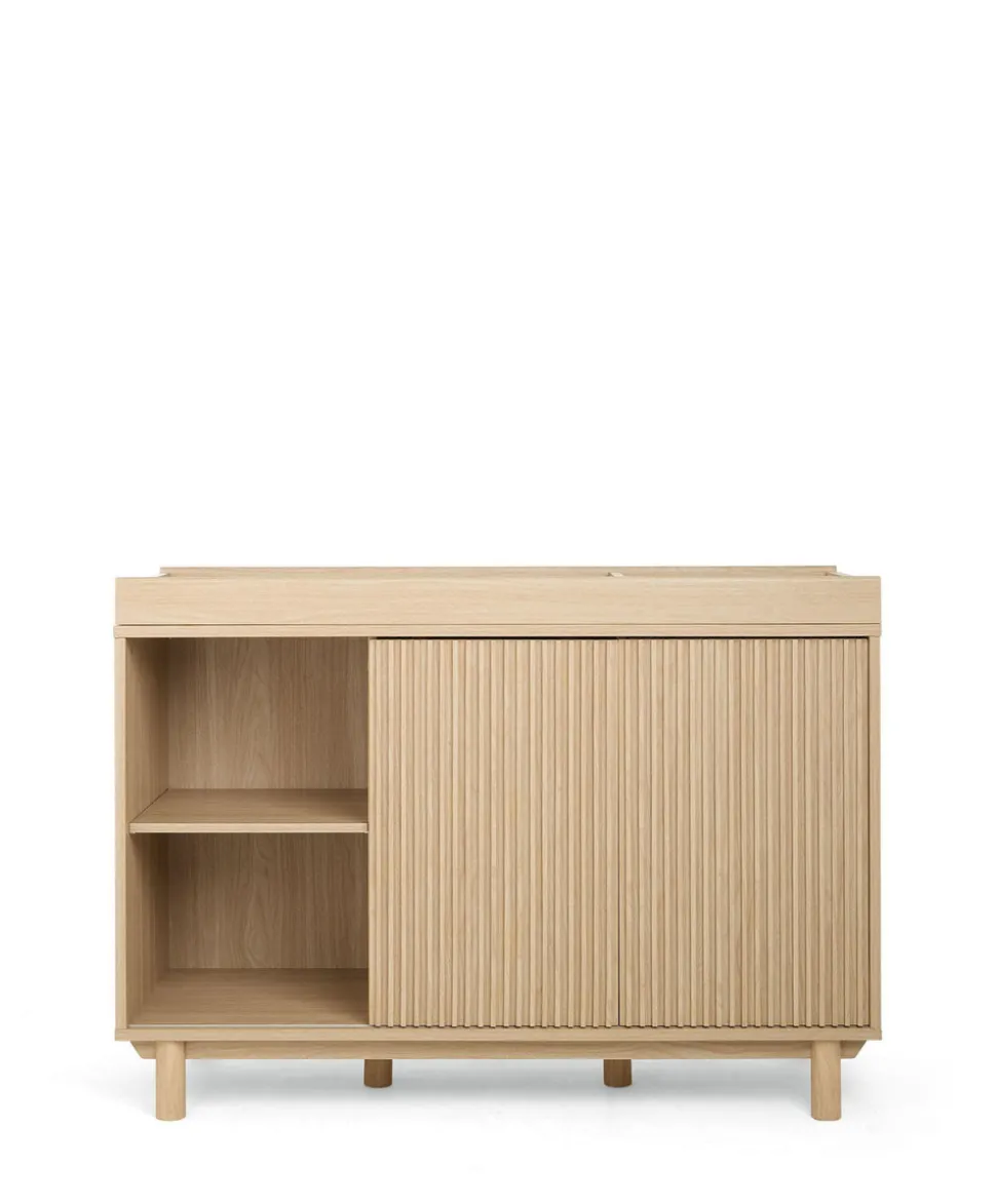 Oska 2 Piece Cotbed Set With Wide Dresser Changer - Oak