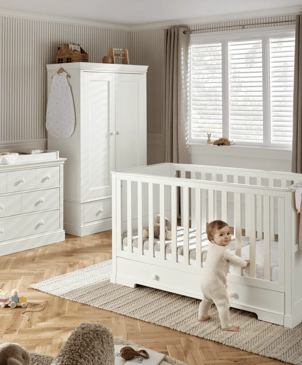 Oxford Nursery Bundle with Lua Bedside Crib (6 Piece) – Off-White