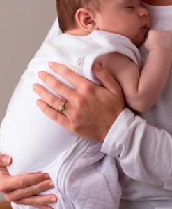 Purflo Swaddle to Sleepbag 0-4 Months (2.5 Tog) - White