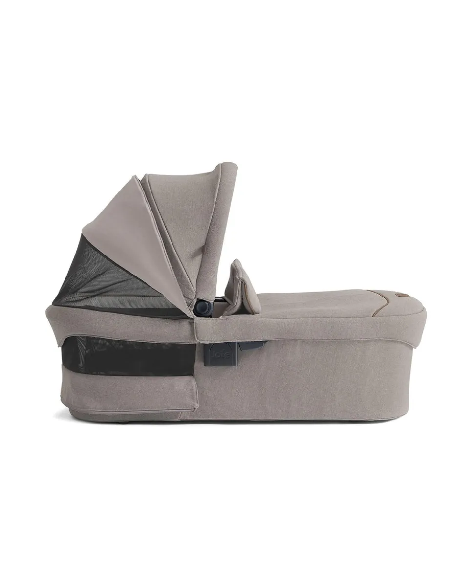 Ramble XL ™ Signature Carrycot – Maple