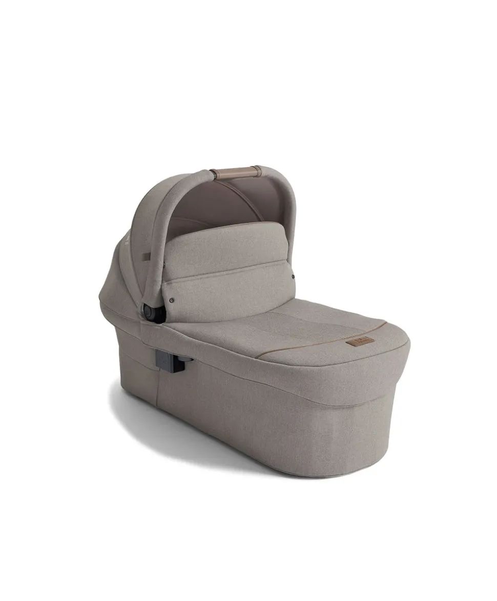 Ramble XL ™ Signature Carrycot – Maple