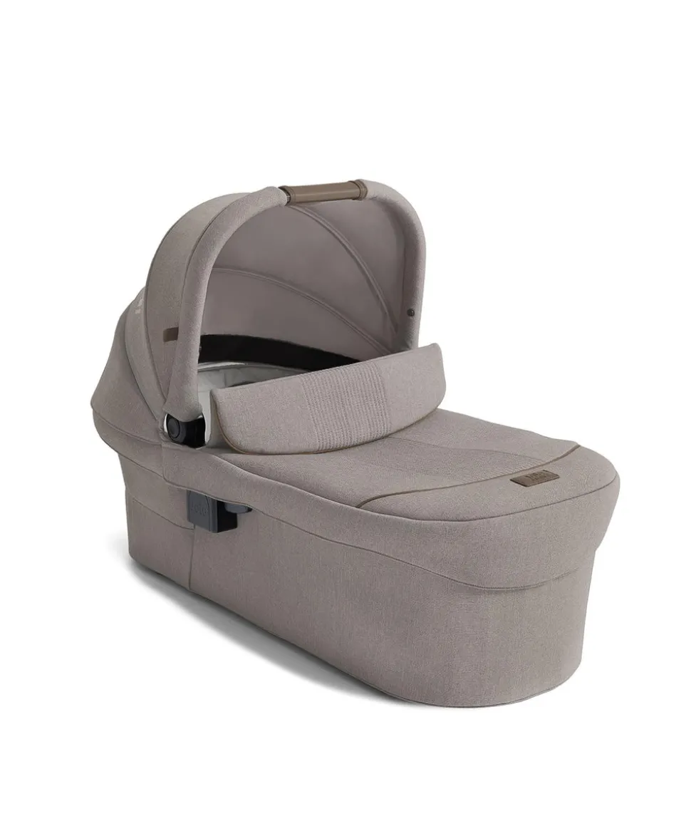 Ramble XL ™ Signature Carrycot – Maple
