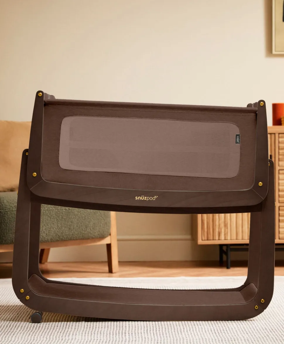 SnuzPod 5 Bedside Crib - Chocolate