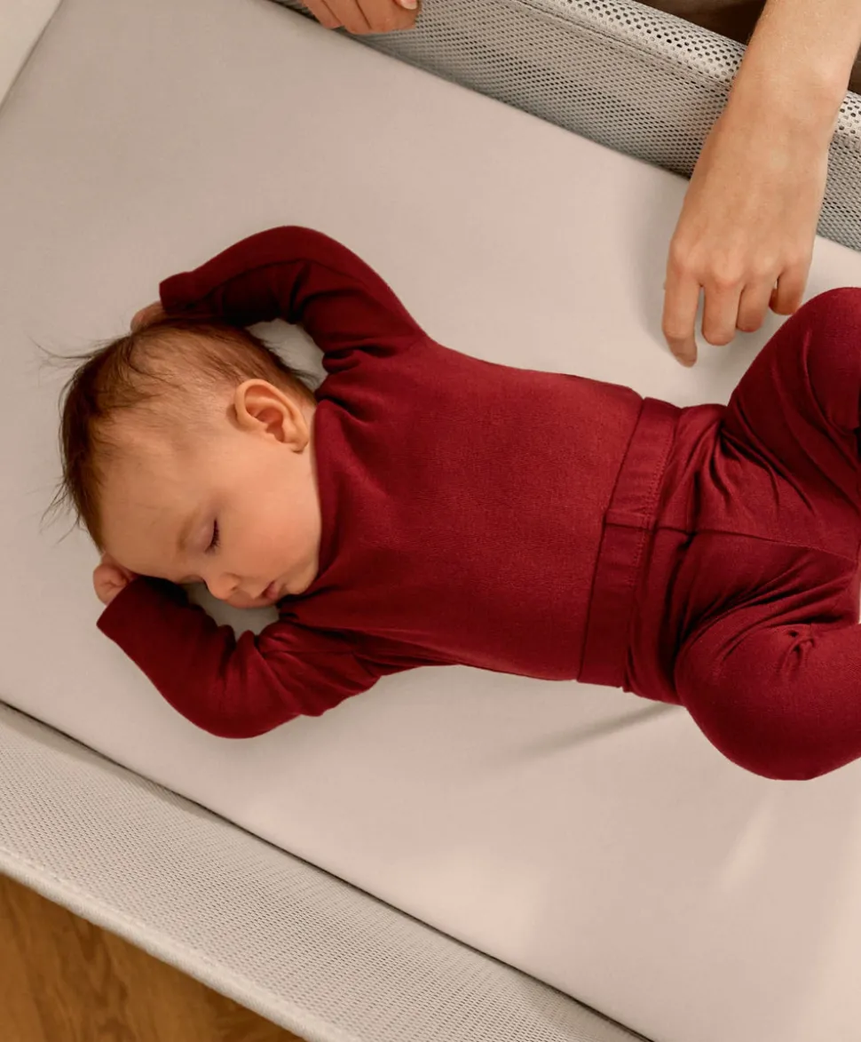 SnuzPod Studio Bedside Crib – Florence Ember