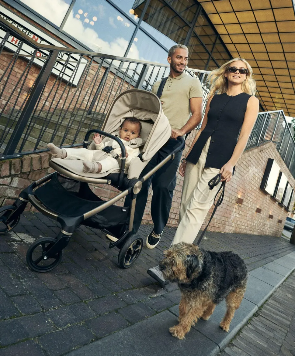 Vardo Essential Pushchair Bundle (7 Pieces) - Shell