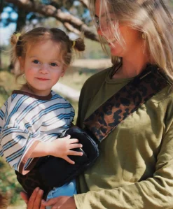 Wildride Toddler Carrier with Free Bag - Leopard